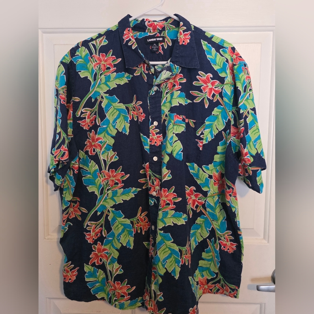Lands' End Navy Floral Casual Button Down Shirt